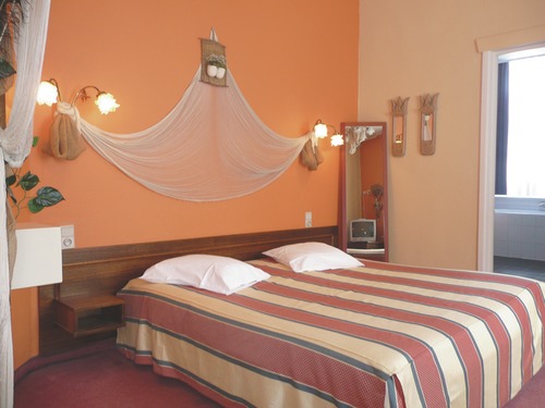 Best Western New Hôtel de Lives ***