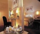 Lees meer... : Hotelkamers in Mondial Am Dom ,